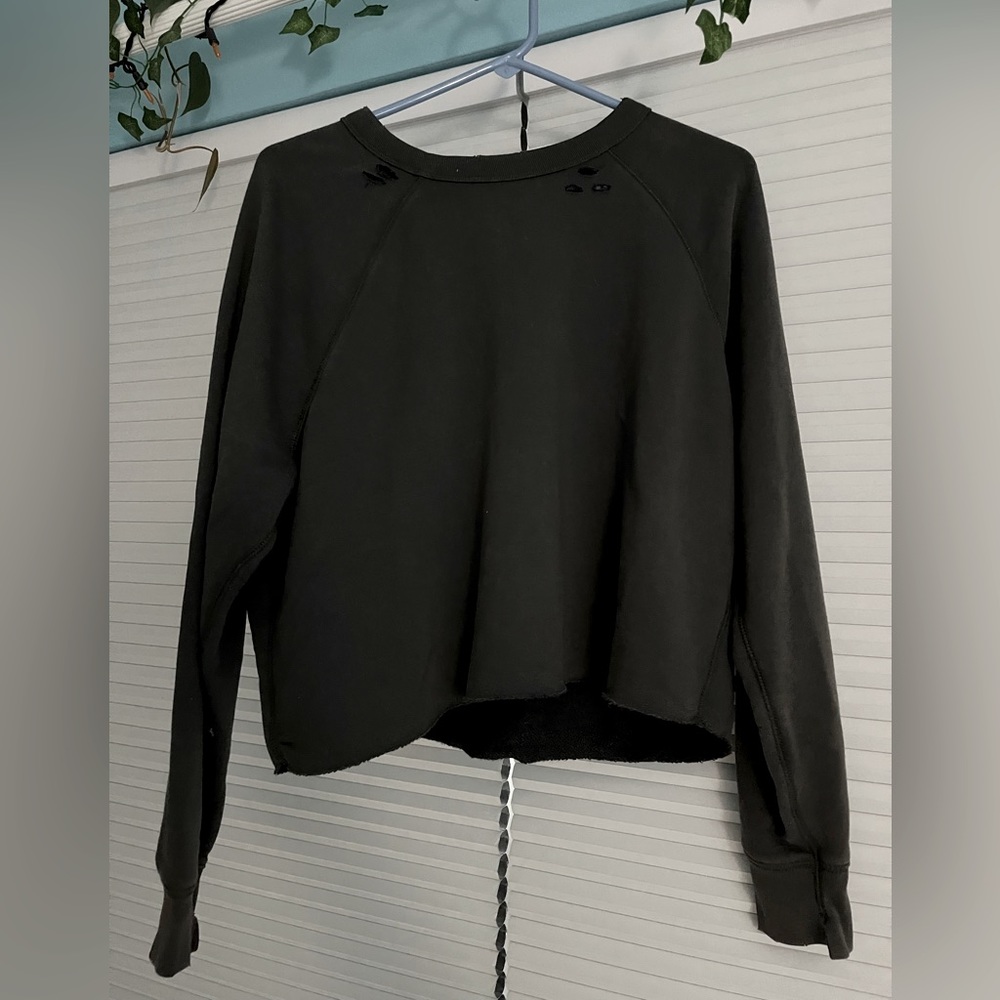 Aerie Distressed Charcoal Grey Cropped Sweater